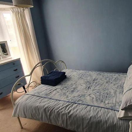 Beautiful 1 Bedroom Cottage With Courtyard. Deal Kültér fotó